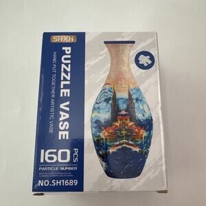 3D Puzzle Vase Puzzle Flower Vase Crafted from 160 Curved Puzzle Pieces